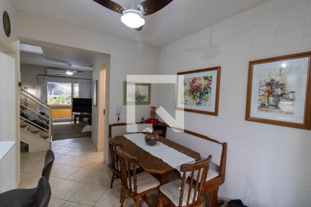 Casa de condomínio à venda com 159m², 3 quartos e 2 vagasSala de Jantar