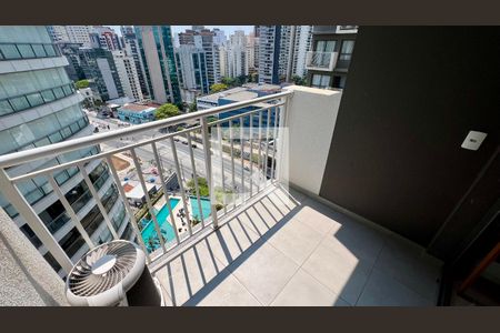 Apartamento à venda com 27m², 1 quarto e sem vagaSacada