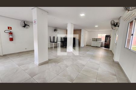 Apartamento para alugar com 50m², 2 quartos e 1 vagaÁrea comum - Salão de festas