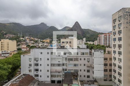 Apartamento à venda com 60m², 1 quarto e 2 vagasCobertura Vista