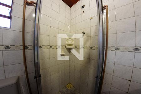 Casa à venda com 286m², 4 quartos e 4 vagasbanheiro 2