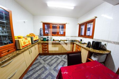 Casa à venda com 286m², 4 quartos e 4 vagasCozinha