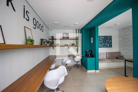 Apartamento à venda com 36m², 2 quartos e 1 vaga Apartamento à venda com 36m², 2 quartos e 1 vagaÁrea comum - Salão de festas