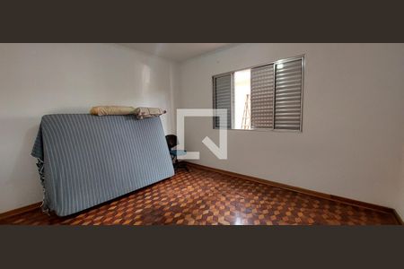 Casa para alugar com 150m², 2 quartos e 2 vagasQuarto 2