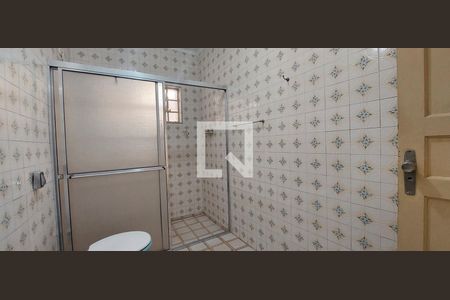 Casa para alugar com 150m², 2 quartos e 2 vagasBanheiro