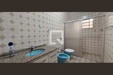 Casa para alugar com 150m², 2 quartos e 2 vagasBanheiro