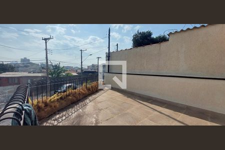 Casa para alugar com 150m², 2 quartos e 2 vagasTerraço