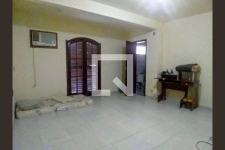 Casa à venda com 4 quartos, 223m² em Engenho do Mato, Niterói