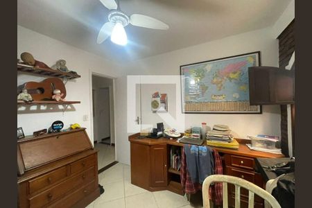 Casa à venda com 3 quartos, 165m² em Piratininga, Niterói