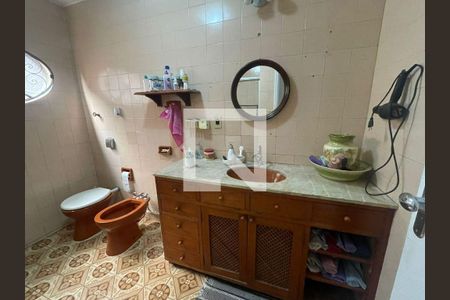 Casa à venda com 3 quartos, 165m² em Piratininga, Niterói