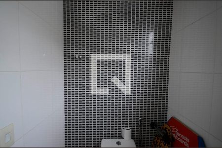 Casa à venda com 120m², 2 quartos e sem vagaBanheiro de Serviço