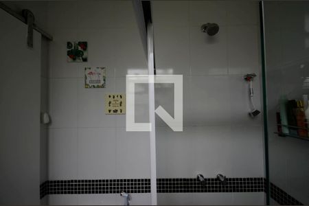 Casa à venda com 120m², 2 quartos e sem vagaBanheiro da Suíte