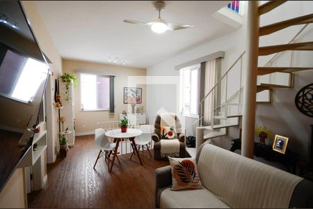 Sala de casa à venda com 2 quartos, 120m² em Tijuca, Rio de Janeiro