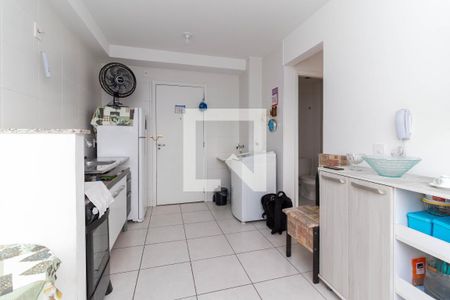 Apartamento à venda com 32m², 2 quartos e sem vaga Apartamento à venda com 32m², 2 quartos e sem vagaSala