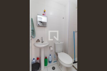 Apartamento à venda com 32m², 2 quartos e sem vaga Apartamento à venda com 32m², 2 quartos e sem vagaBanheiro