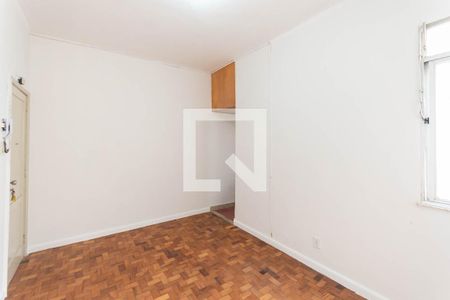 Sala de apartamento para alugar com 1 quarto, 34m² em São Cristóvão, Rio de Janeiro