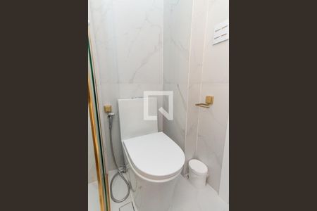 Apartamento para alugar com 41m², 1 quarto e 2 vagas Apartamento para alugar com 41m², 1 quarto e 2 vagasBanheiro