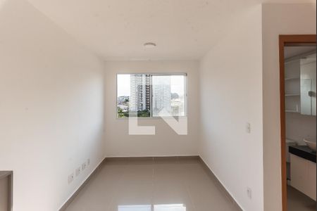 Sala de apartamento para alugar com 2 quartos, 43m² em Parque Industrial, Campinas