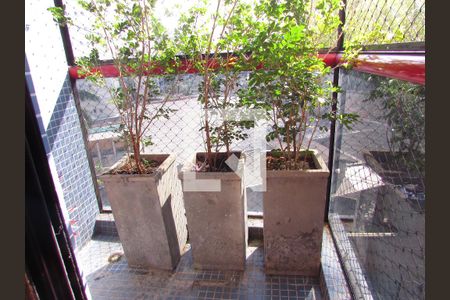 Apartamento à venda com 112m², 2 quartos e 2 vagasVaranda