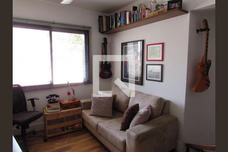 Apartamento à venda com 112m², 2 quartos e 2 vagasSala de TV