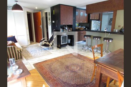 Apartamento à venda com 112m², 2 quartos e 2 vagasSala