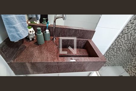 Apartamento à venda com 320m², 4 quartos e 4 vagasBanheiro piso superior