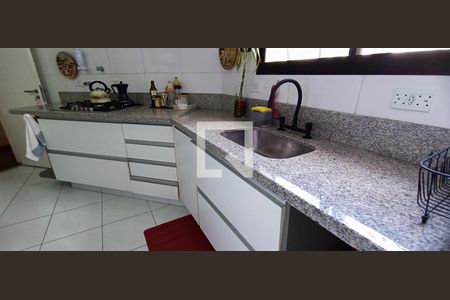 Apartamento à venda com 320m², 4 quartos e 4 vagasCozinha