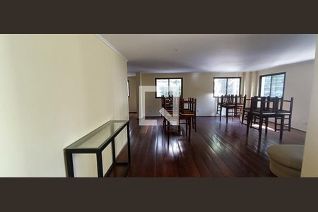 Apartamento à venda com 320m², 4 quartos e 4 vagasÁrea comum - Salão de festas