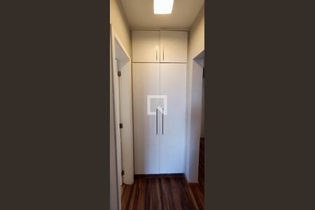 Apartamento à venda com 320m², 4 quartos e 4 vagasArmário do corredor