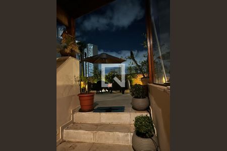 Apartamento à venda com 320m², 4 quartos e 4 vagasÁrea comum -Lounge Piscina da Cobertura