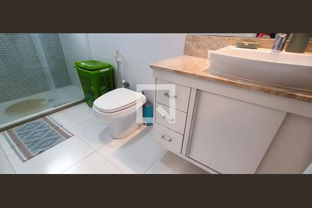 Apartamento à venda com 320m², 4 quartos e 4 vagasBanheiro da Suíte 2