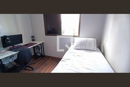 Apartamento à venda com 320m², 4 quartos e 4 vagasQuarto 2