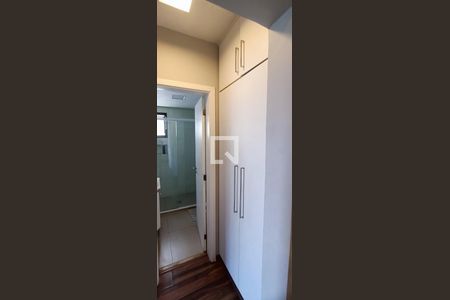 Apartamento à venda com 320m², 4 quartos e 4 vagasArmário do corredor