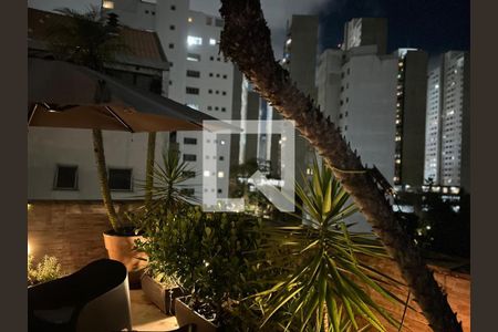 Apartamento à venda com 320m², 4 quartos e 4 vagasLounge Piscina da Cobertura