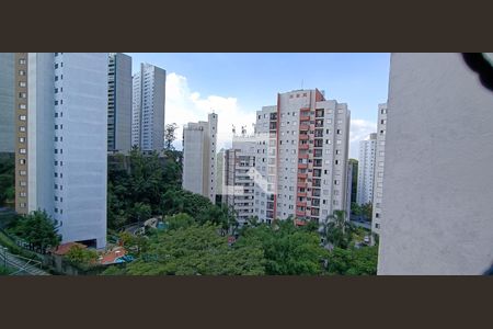 Apartamento à venda com 320m², 4 quartos e 4 vagasVista da Suíte 2
