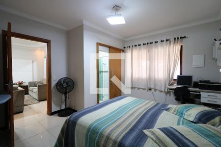 Casa à venda com 195m², 3 quartos e 3 vagasSuíte 1