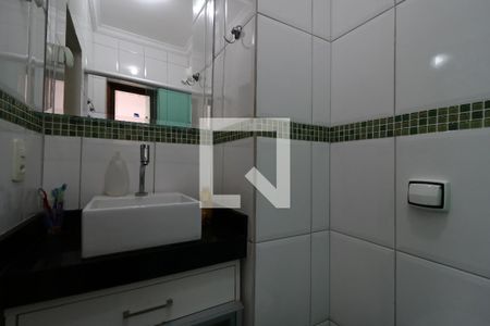 Casa à venda com 195m², 3 quartos e 3 vagasBanheiro da Suíte 1