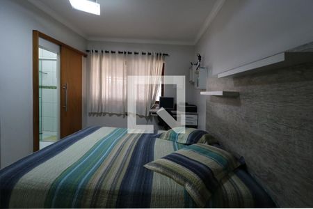 Casa à venda com 195m², 3 quartos e 3 vagasSuíte 1