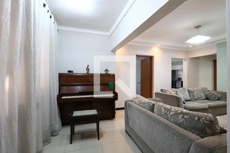 Sala de casa à venda com 3 quartos, 195m² em Jardim Santo Alberto, Santo André