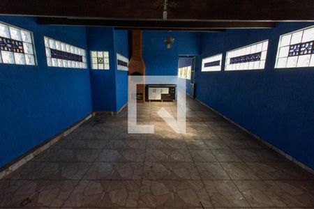 Casa à venda com 248m², 4 quartos e 2 vagasVaranda - churrasqueira