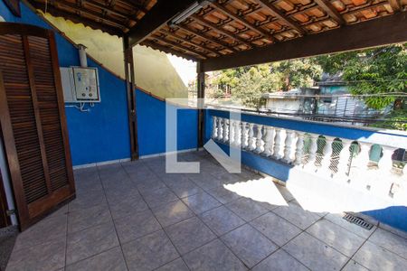 Casa à venda com 248m², 4 quartos e 2 vagasVaranda - quarta 4 suíte