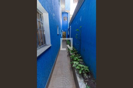 Casa à venda com 248m², 4 quartos e 2 vagasCorredor - jardim