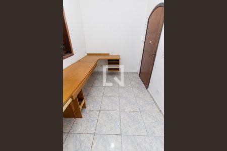 Casa à venda com 248m², 4 quartos e 2 vagasQuarto 2