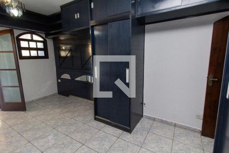 Casa à venda com 248m², 4 quartos e 2 vagasQuarto 4 - suíte com closet e varanda