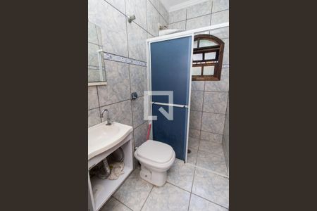 Casa à venda com 248m², 4 quartos e 2 vagasBanheiro 3