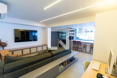 Sala de apartamento à venda com 3 quartos, 132m² em Chácara Inglesa, São Paulo