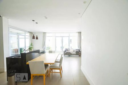 Apartamento à venda com 132m², 3 quartos e 2 vagasÁrea comum - Salão de festas