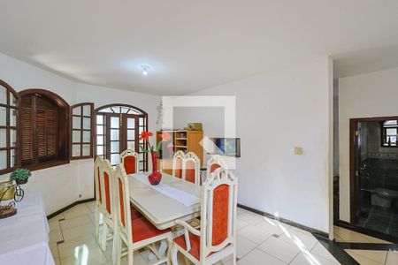 Casa à venda com 300m², 3 quartos e 3 vagasCopa