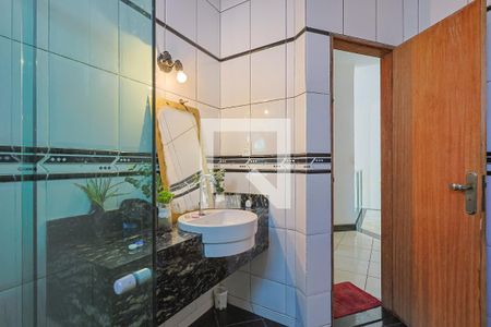 Casa à venda com 300m², 3 quartos e 3 vagasBanheiro