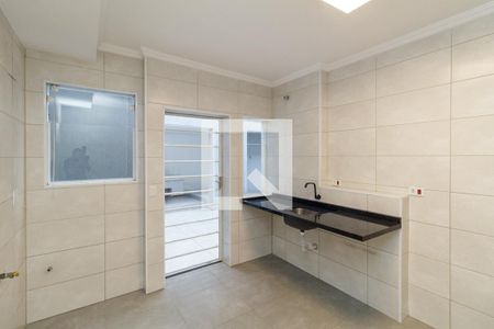Casa para alugar com 240m², 3 quartos e 2 vagas Casa para alugar com 240m², 3 quartos e 2 vagasCozinha